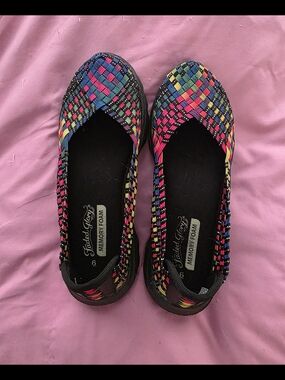 Faded Glory Size 6 Multicolor Woven Slip-On Flats